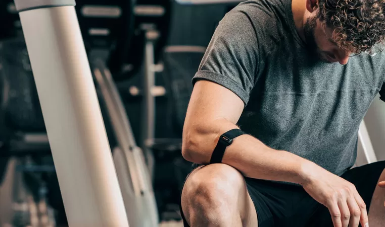 guy looks frustrated about workout