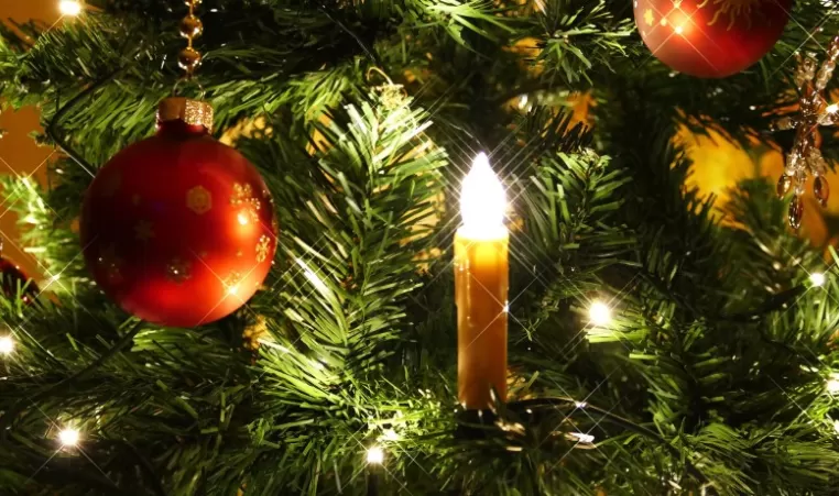 candle christmas tree