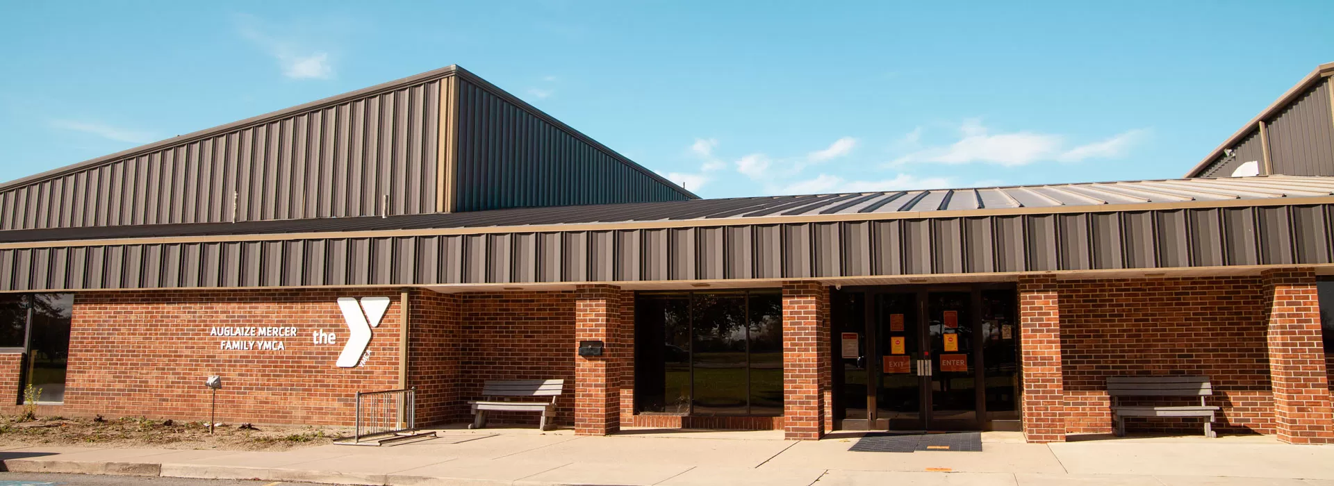 The front of the building at Auglaize North